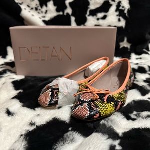 Deltan Flats